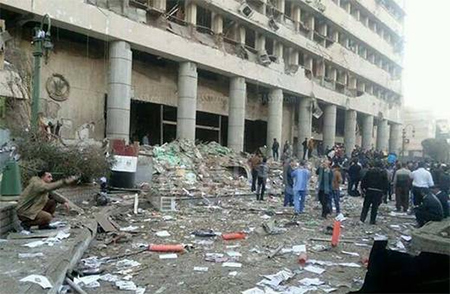 Condenan el ataque contra la Universidad de El Cairo